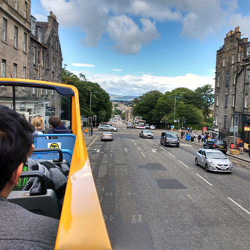 Exploring Edinburgh Top Attractions to Visit by Cab